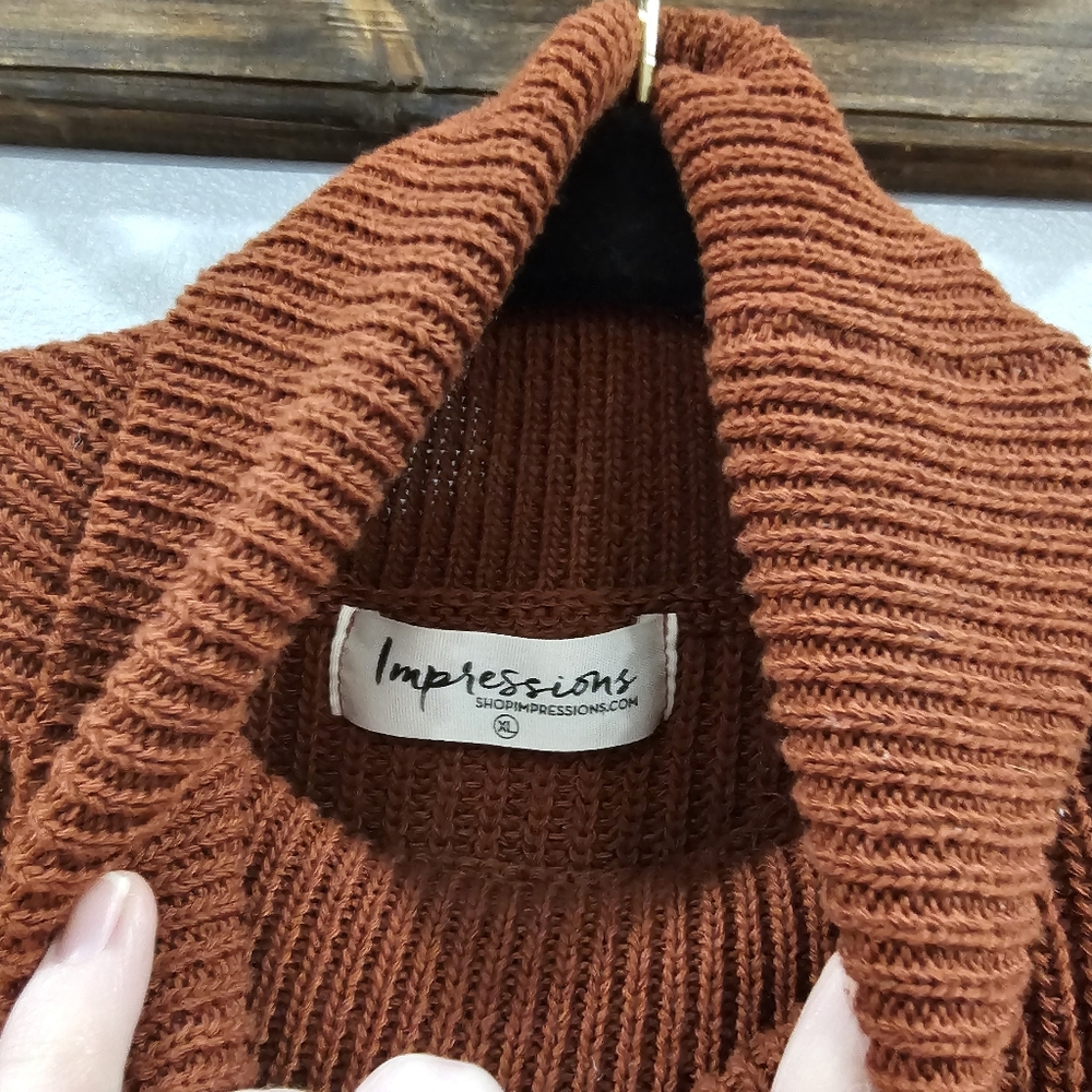 Super cute boutique sweater - Picture 3 of 6